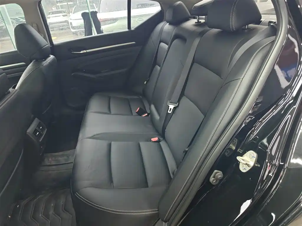 Teana 2021 2.0L XL Comfort Edition купить на сайте DeffCars
