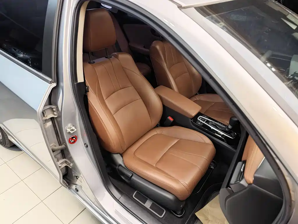 Lingpai 2019 180Turbo CVT flagship version National VI купить на сайте DeffCars