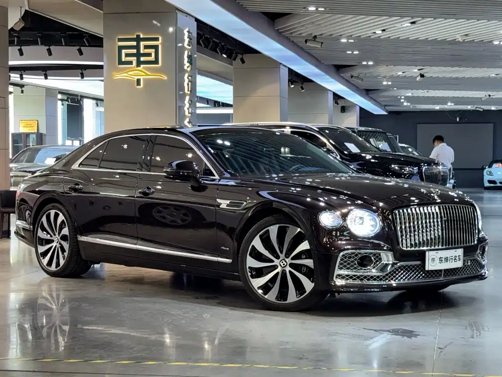 Flying Spur 2023 4.0T V8 Yadu Edition купить на сайте DeffCars