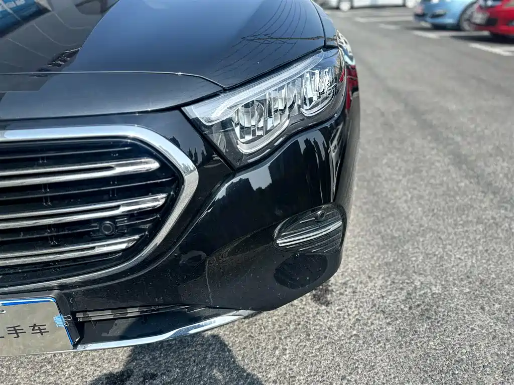 Mercedes-Benz E-Class 2026 E 260 L Classic Edition купить на сайте DeffCars