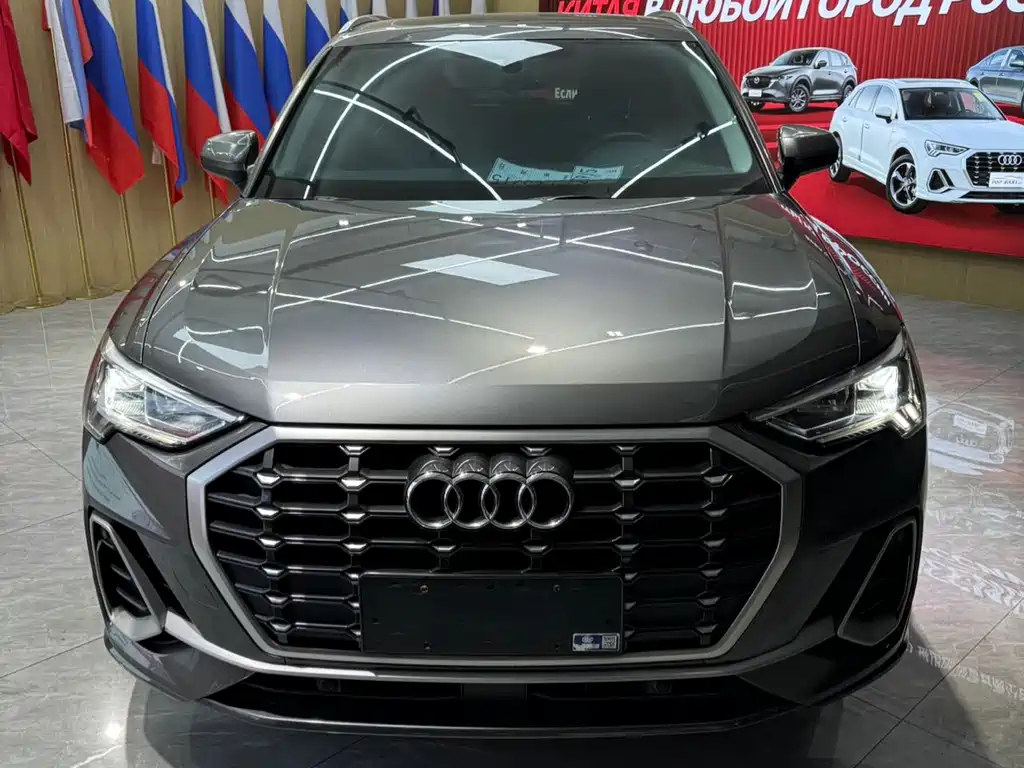 Audi Q3 2022 35 TFSI Fashionable and Dynamic купить на сайте DeffCars
