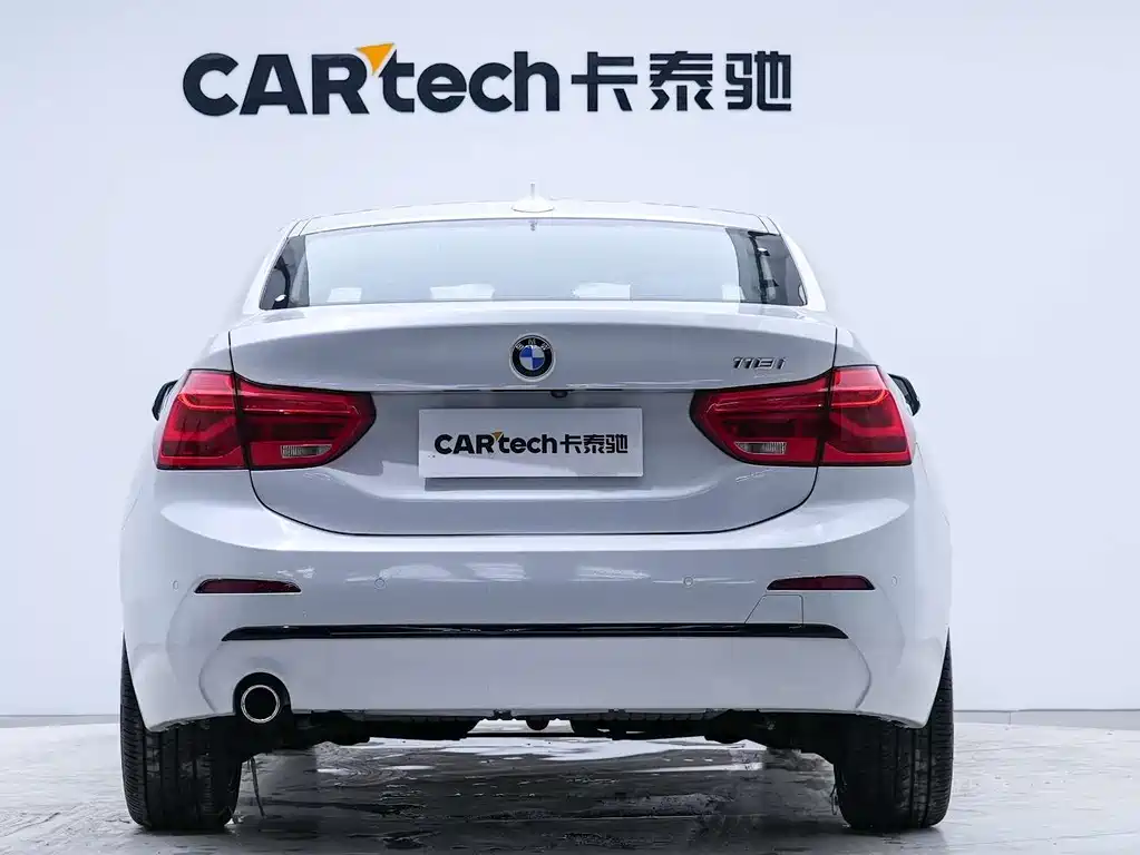BMW 1 Series 2018 118i Sports купить на сайте DeffCars