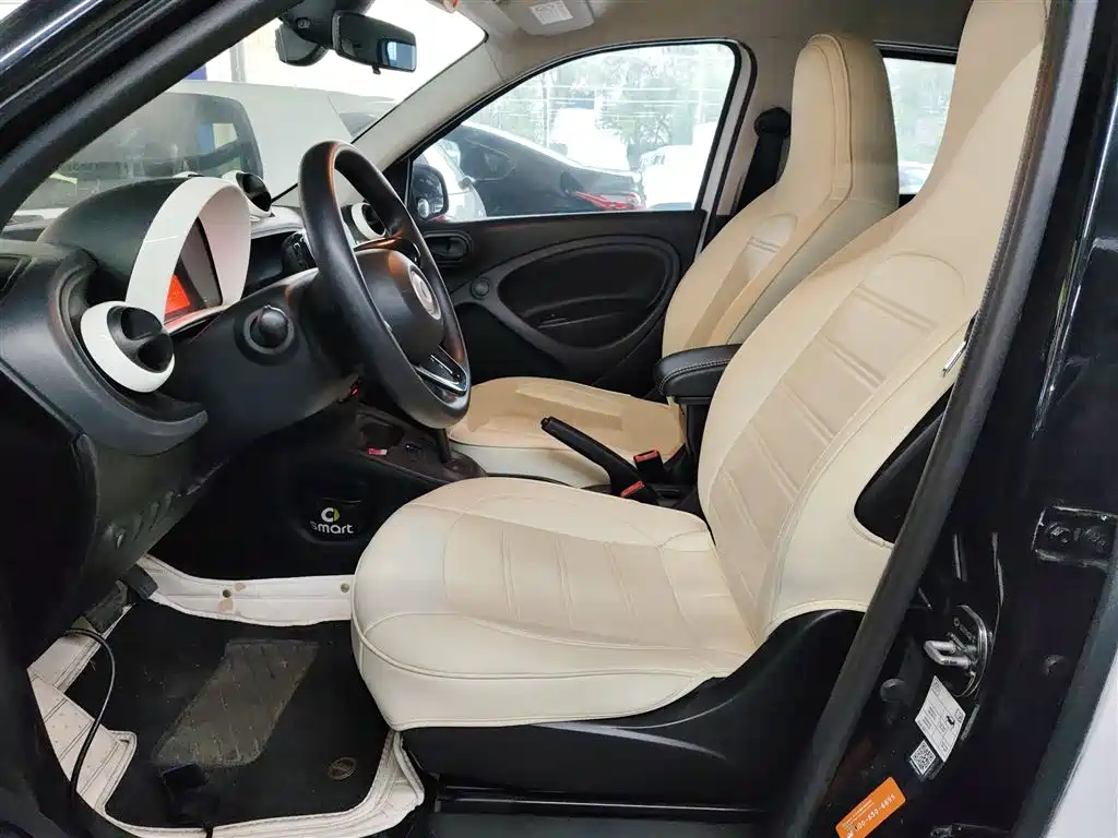 smart forfour 2018 1.0L 52kW smart version купить на сайте DeffCars