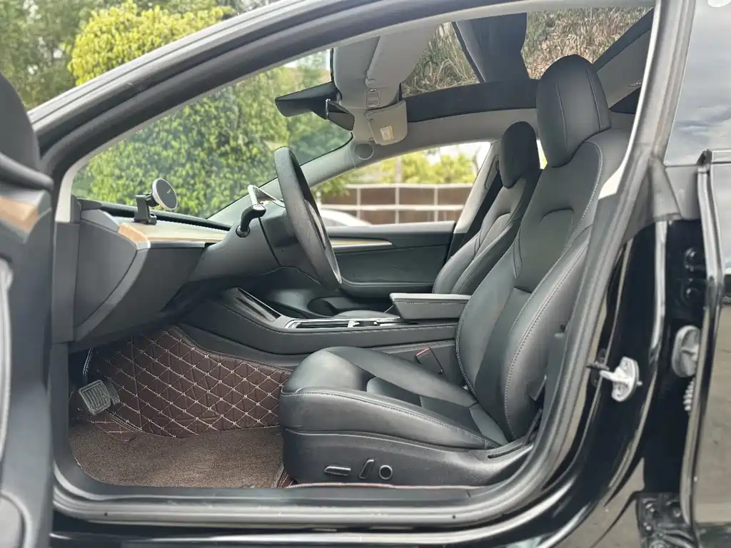 Model 3 2023 rear-wheel drive version купить на сайте DeffCars