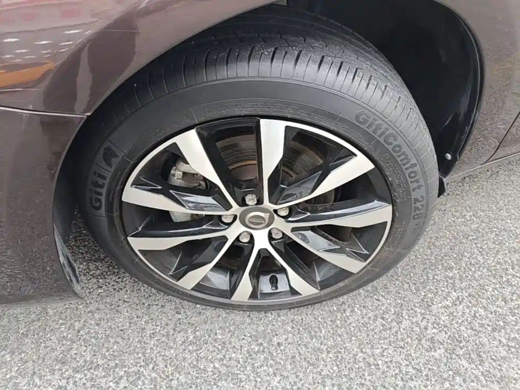 Volvo S60 2019 S60L T3 Smart Edition купить на сайте DeffCars