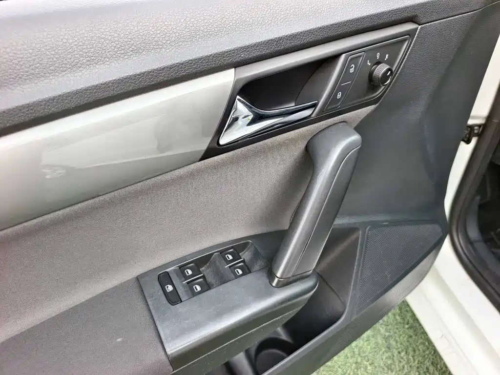 Langxing 2013 1.6L automatic fashion model купить на сайте DeffCars