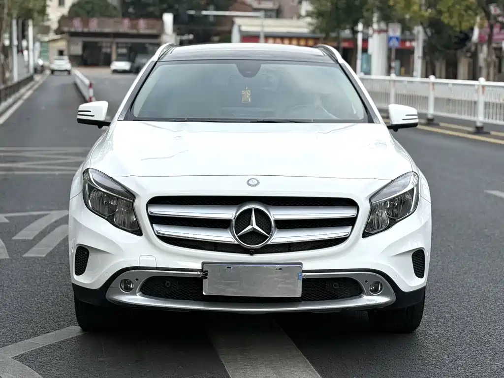 Mercedes-Benz GLA 2016 GLA 200 Dynamic купить на сайте DeffCars