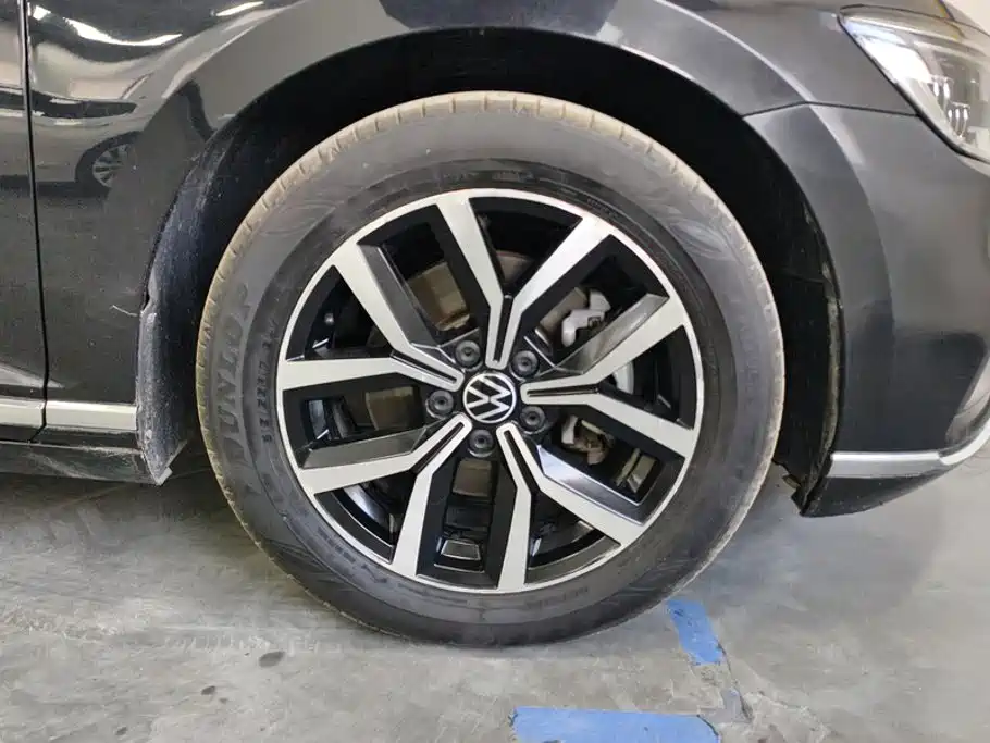 Magotan 2020 330TSI DSG leading model купить на сайте DeffCars