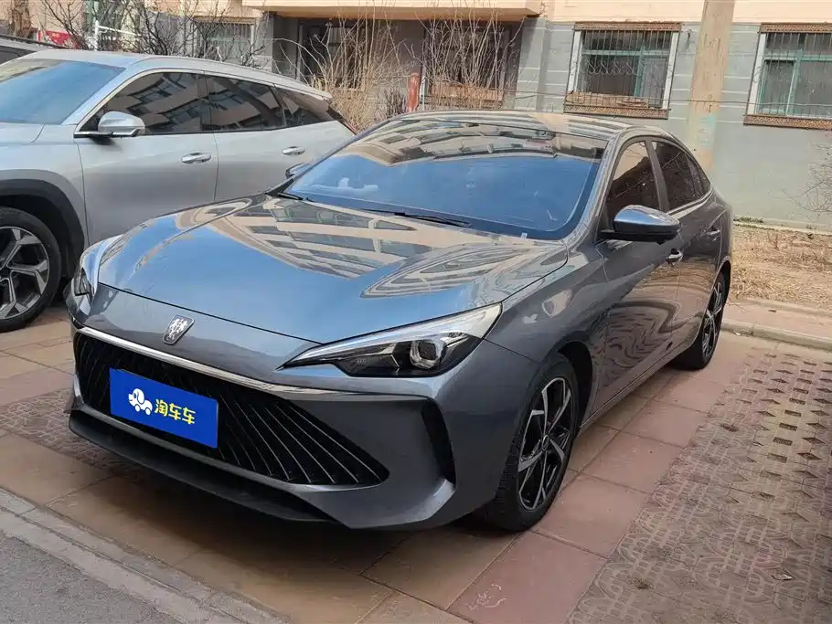 Roewe i5 2023 1.5L CVT Premium Edition купить на сайте DeffCars