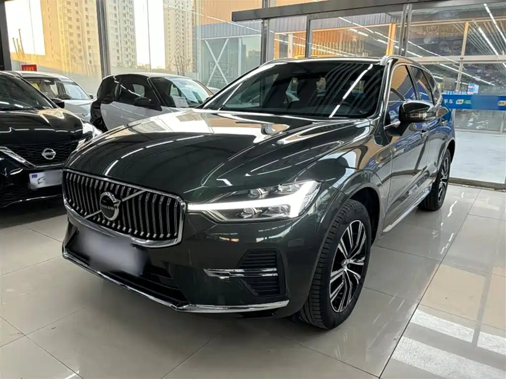 Volvo XC60 2022 B5 four-wheel drive Zhiyuan Deluxe Edition купить на сайте DeffCars