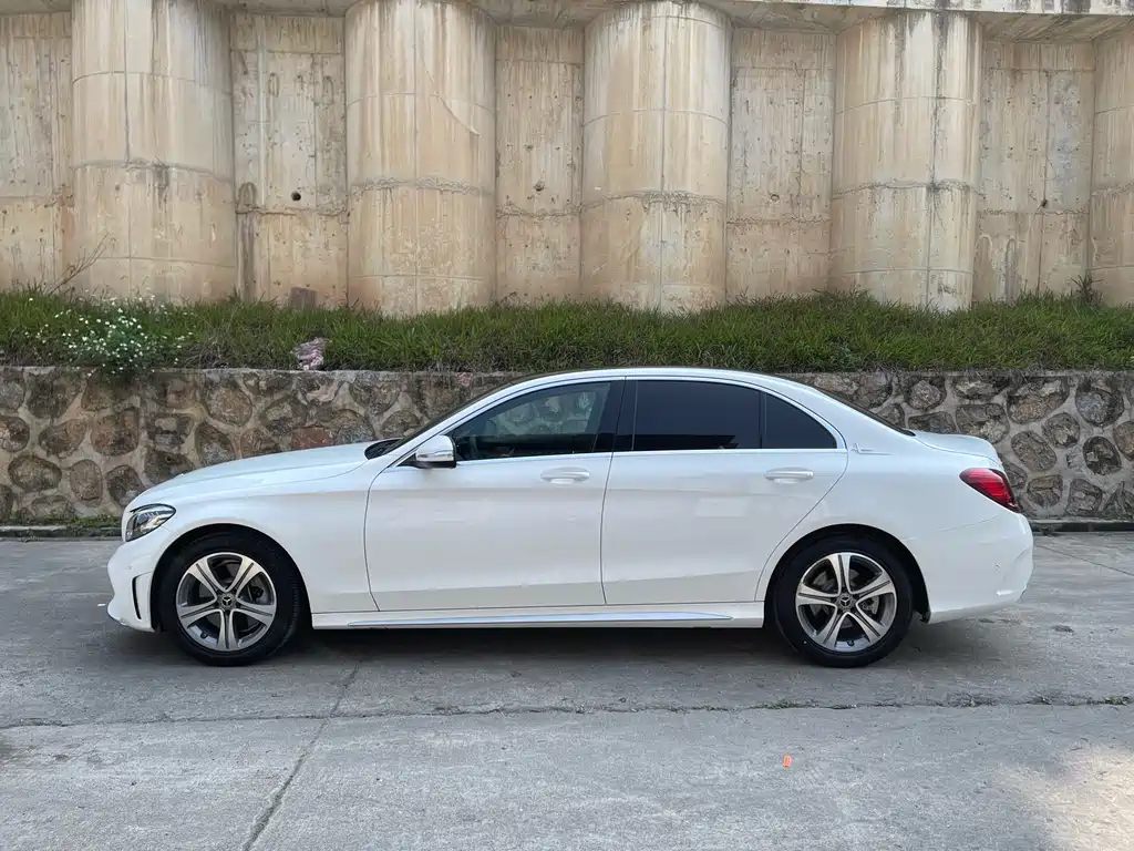 Mercedes-Benz C-Class 2020 C 260 L Sports Edition купить на сайте DeffCars