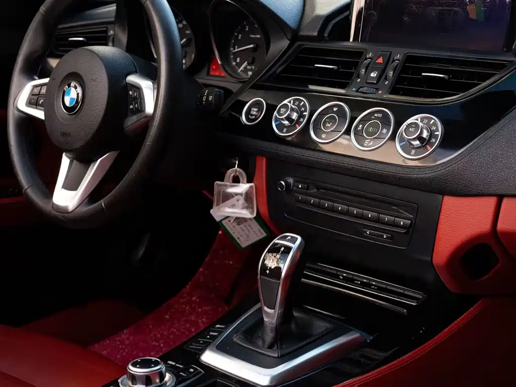 BMW Z4 2013 sDrive20i Leading купить на сайте DeffCars