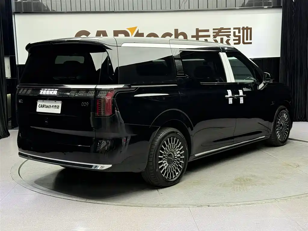 Jikrypton 009 2024 six-seat executive version four-wheel drive 108kWh купить на сайте DeffCars