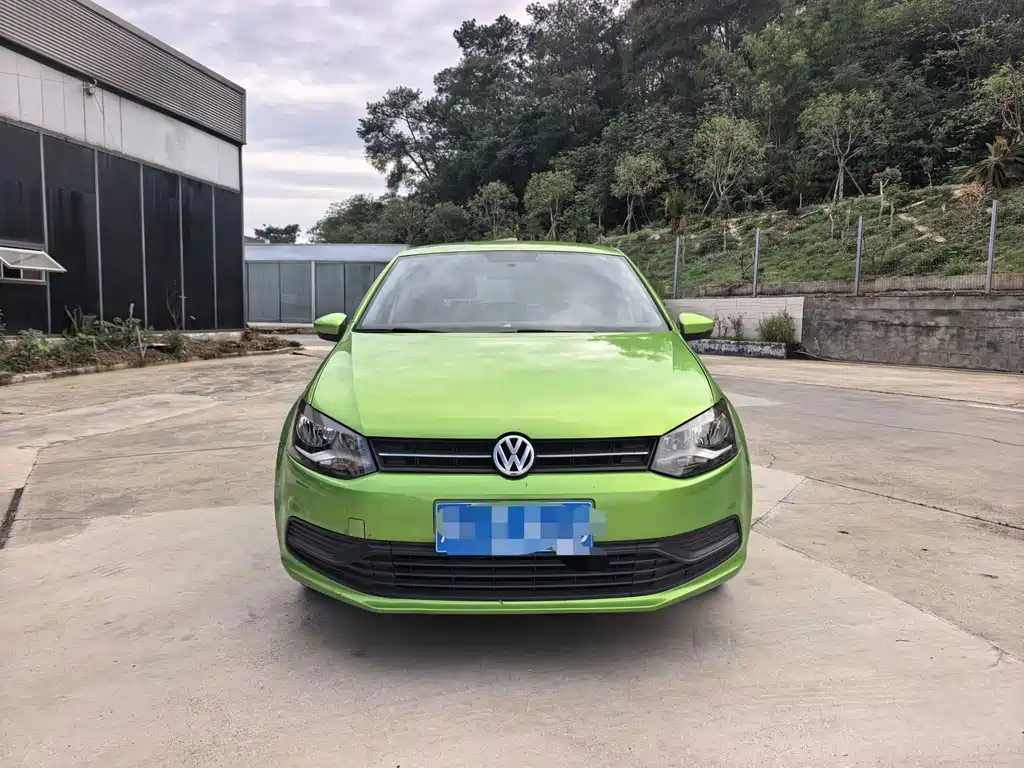 Polo 2016 1.4L Automatic Fashion Edition купить на сайте DeffCars