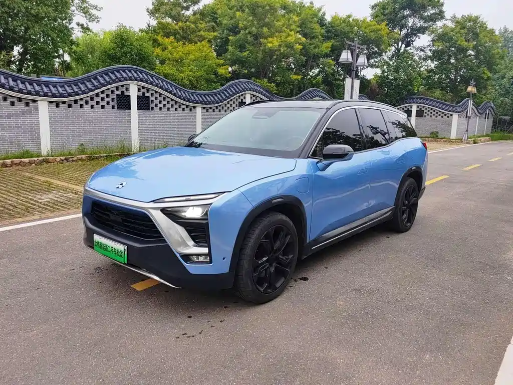 NiO ES8 2018 355KM Base Edition Seven Seater купить на сайте DeffCars