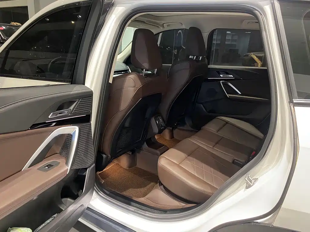 BMW X1 2023 sDrive20Li X Design Package купить на сайте DeffCars