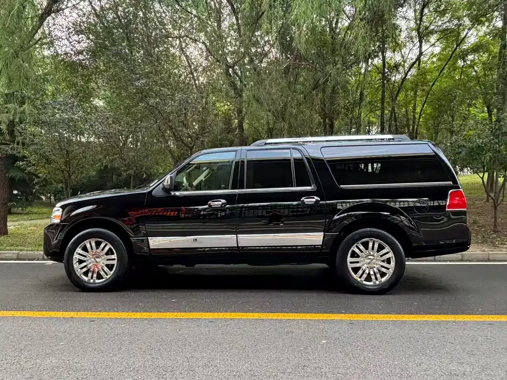 Navigator 2010 5.4L AWD купить на сайте DeffCars