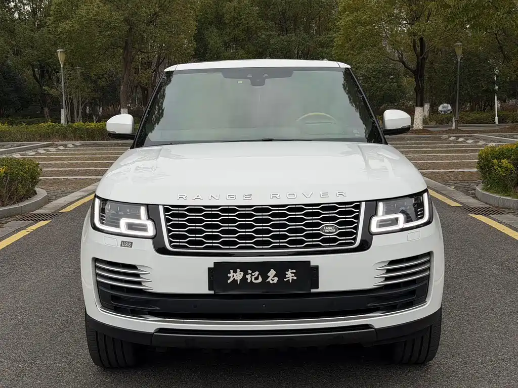 Range Rover 2019 3.0 SC V6 Revered Genesis Extended Edition купить на сайте DeffCars