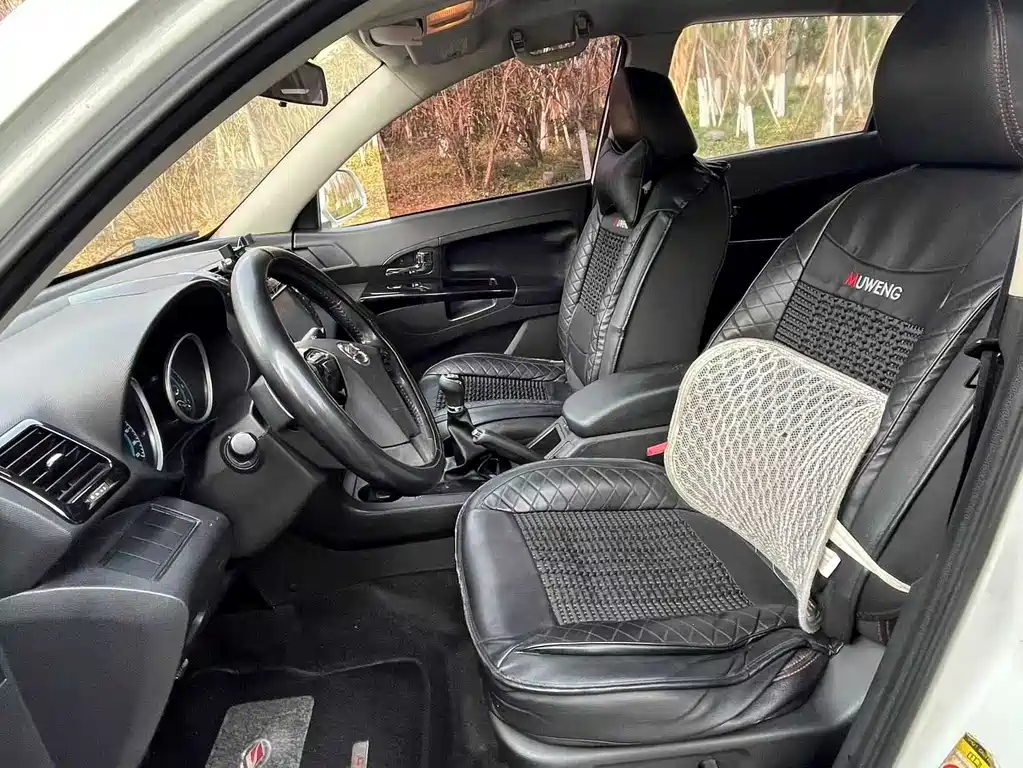 Landwind X5 2013 2.0T Manual Edition купить на сайте DeffCars