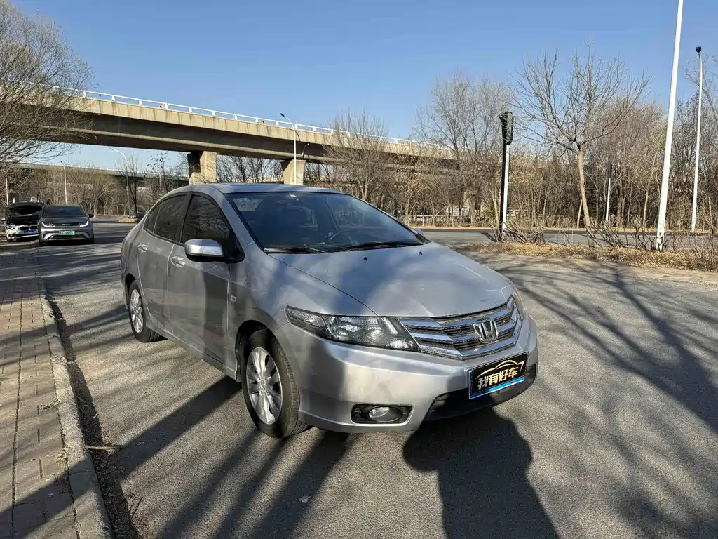 Fengfan Classic 2012 1.5L Automatic Elite Edition купить на сайте DeffCars