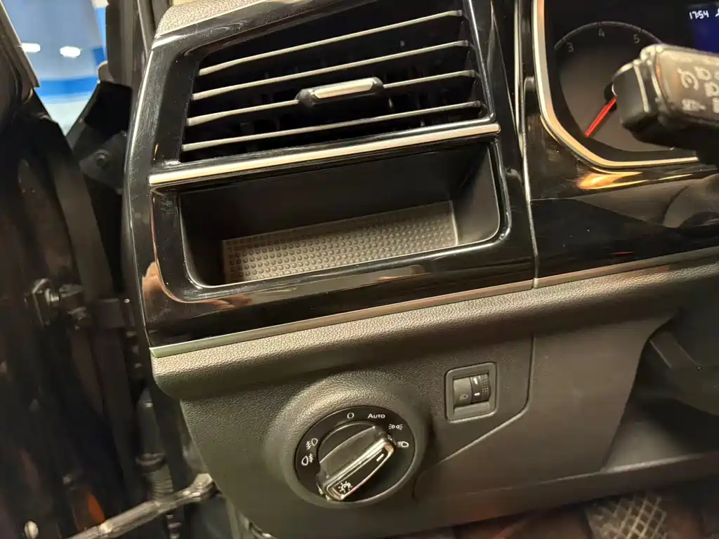 Jetta VS5 2021 280TSI automatic aggressive model купить на сайте DeffCars