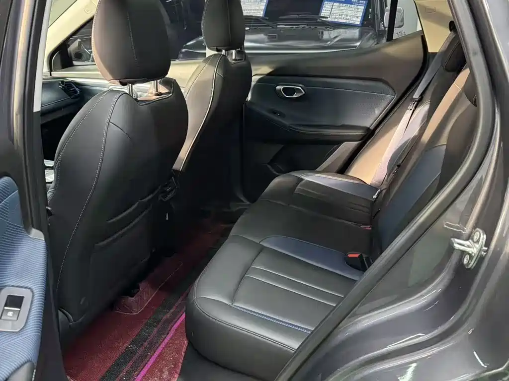 Trumpchi GS3 2023 Shadow Speed ​​270T Premium Edition купить на сайте DeffCars