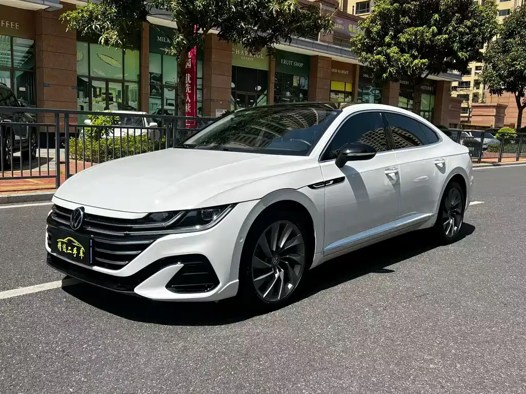 FAW-Volkswagen CC 2023 380TSI eye-catching version купить на сайте DeffCars