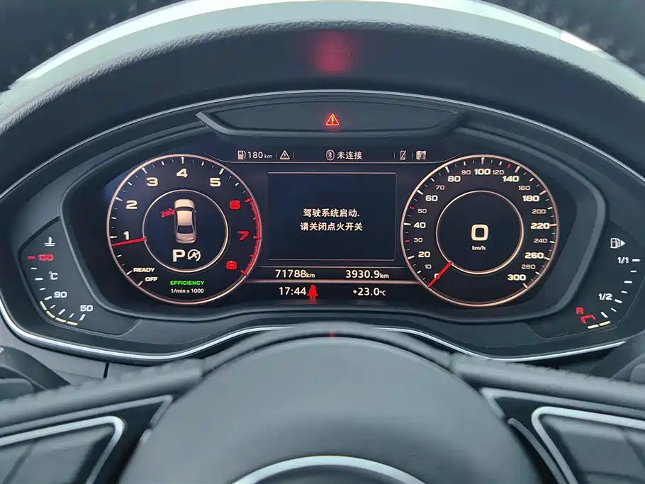 Audi A4L 2019 40 TFSI Fashion Type National VI купить на сайте DeffCars