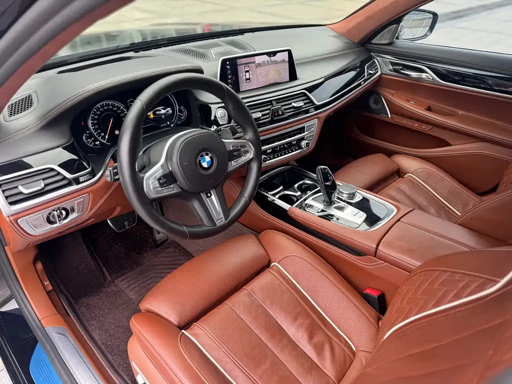 BMW 7 Series 2018 740Li xDrive Exclusive Excellence Package купить на сайте DeffCars