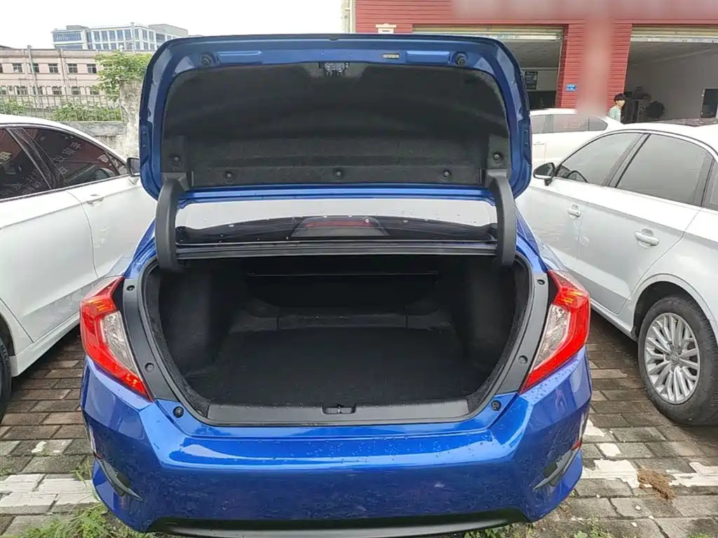 Civic 2016 180TURBO CVT Comfort Edition купить на сайте DeffCars