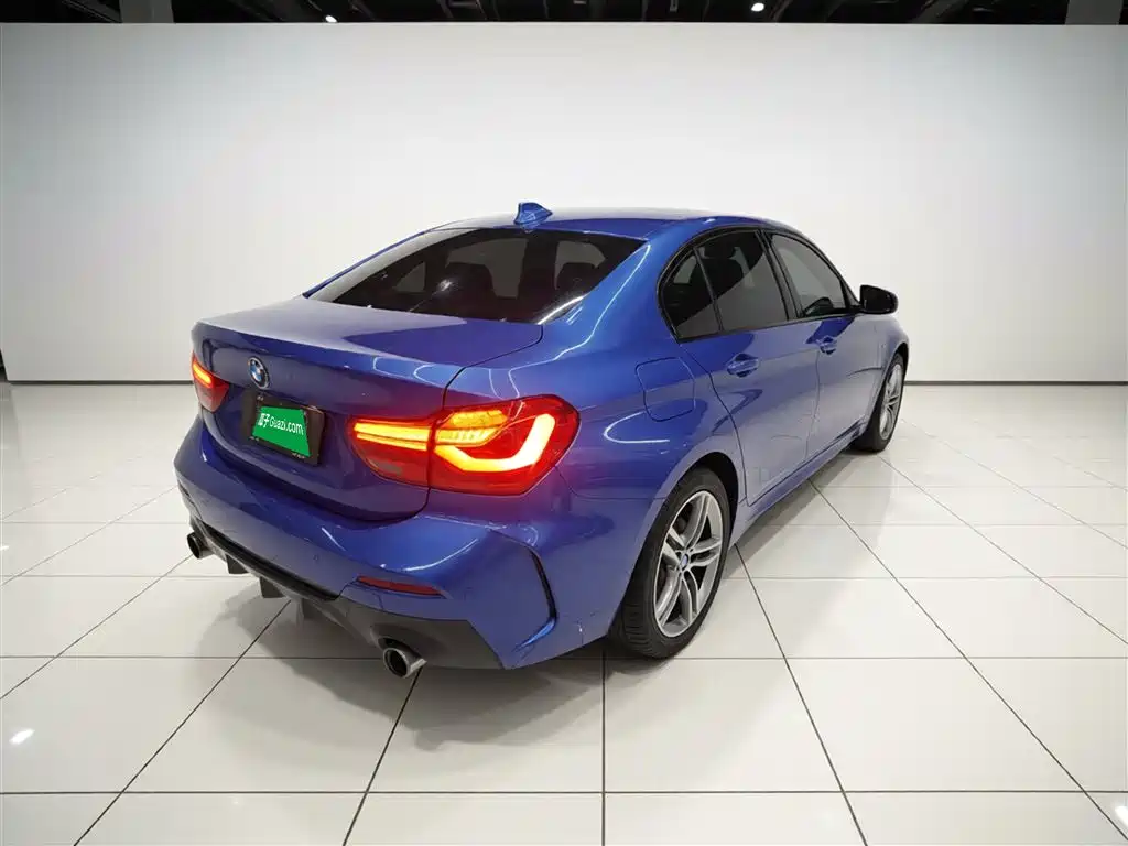 BMW 1 Series 2020 120i M Sports Package купить на сайте DeffCars