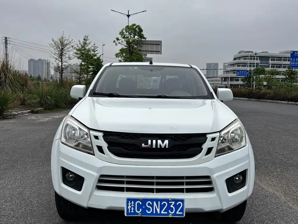 RE-MAX 2018 2.8T classic version four-wheel drive luxury model extended cargo box JE493ZLQ5F купить на сайте DeffCars