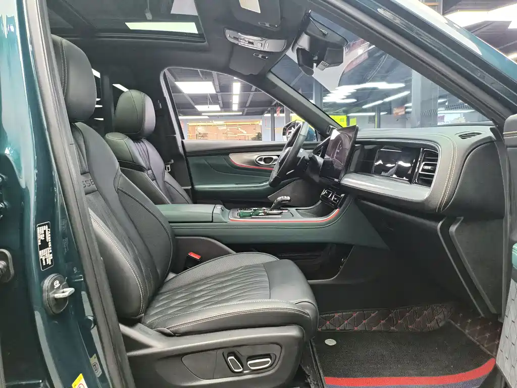 Trumpchi GS8 2022 Pilot Series 2.0TGDI Two-wheel drive Premium Edition (seven seats) купить на сайте DeffCars