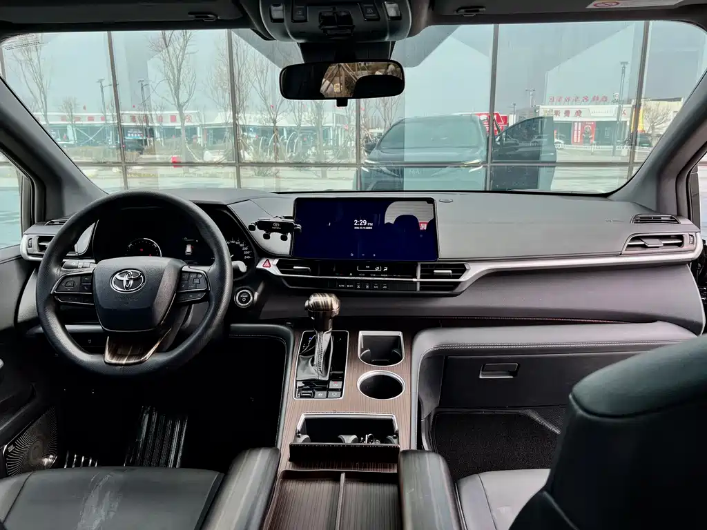 Grevia 2024 2.5L Hybrid Luxury Edition купить на сайте DeffCars