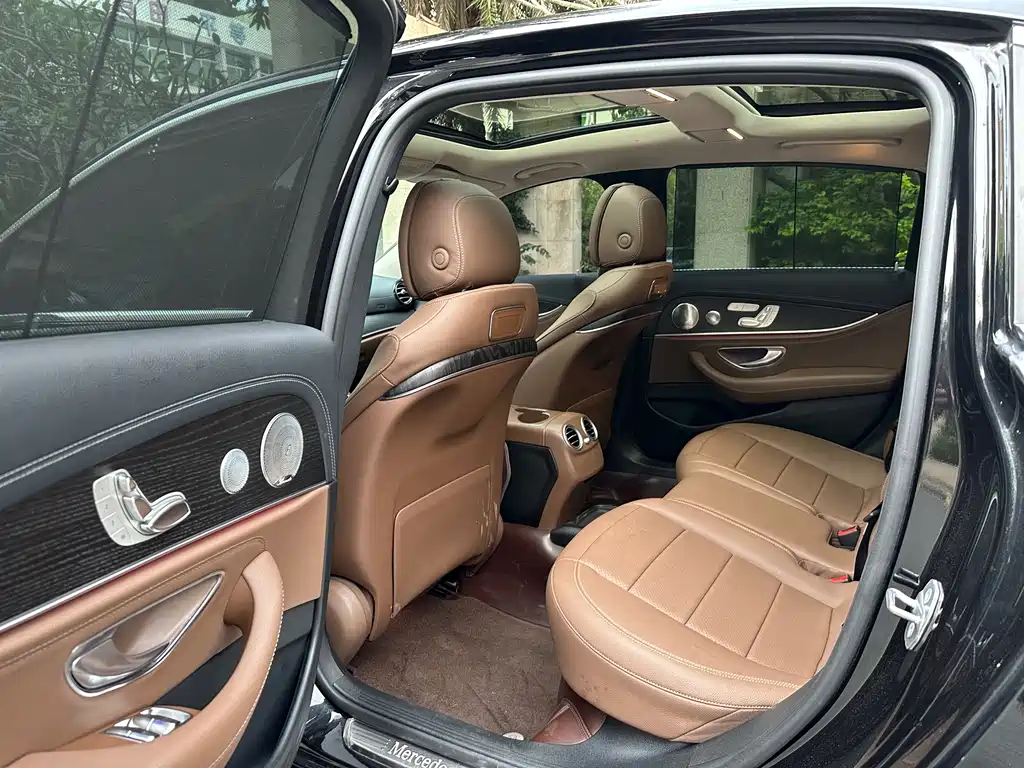 Mercedes-Benz E-Class 2020 E 300 L Sports Luxury купить на сайте DeffCars