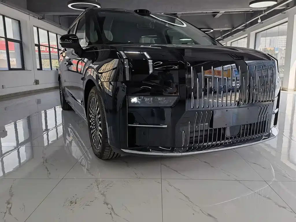 Jikrypton 009 2024 seven-seat aisle version four-wheel drive 108kWh купить на сайте DeffCars