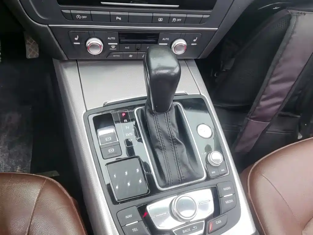 Audi A6L 2018 30th Anniversary Model 35 TFSI Fashion Model купить на сайте DeffCars