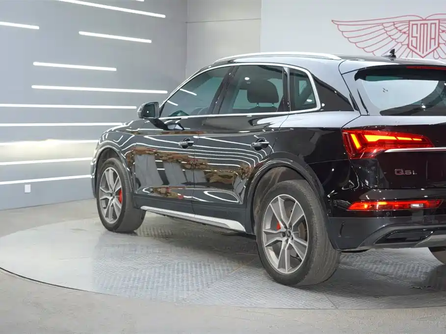 Audi Q5L 2022 45T luxury and dynamic model купить на сайте DeffCars