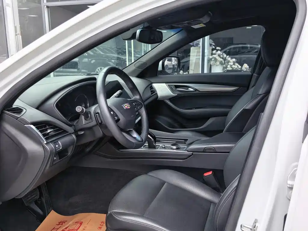 Cadillac CT5 2021 28T luxury model купить на сайте DeffCars