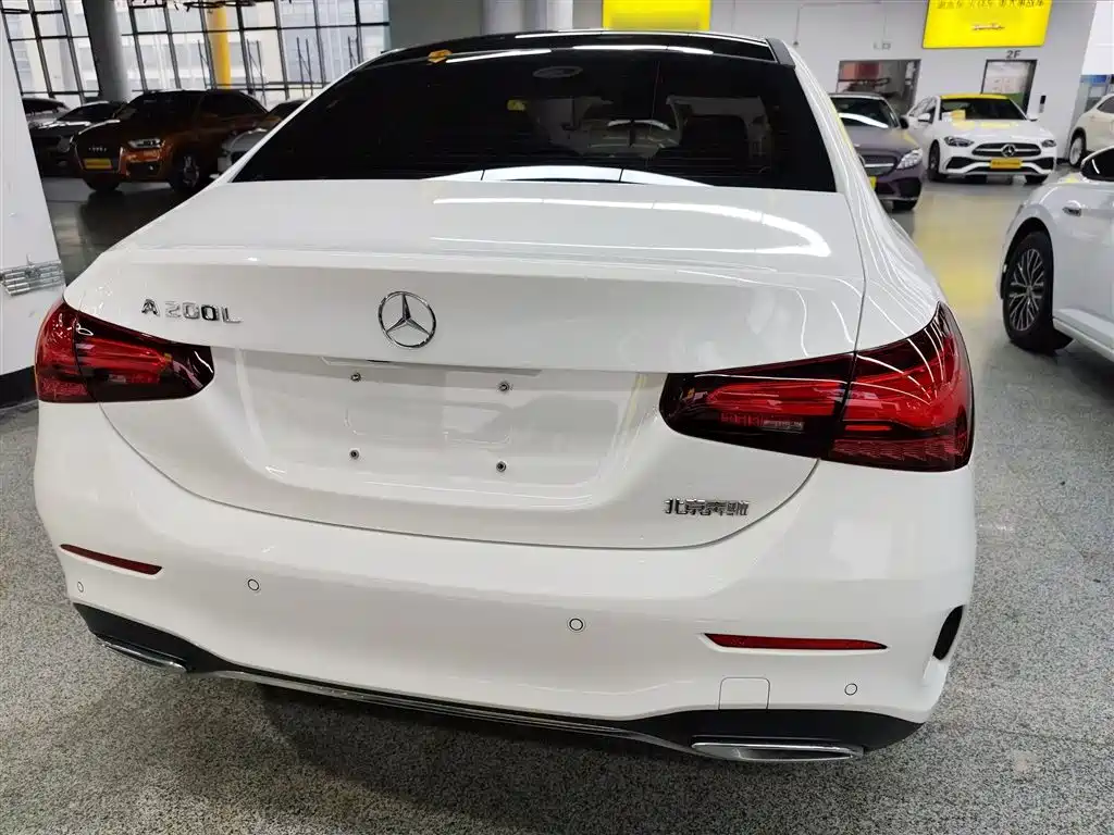 Mercedes-Benz A-Class 2024 A 200 L Fashion купить на сайте DeffCars