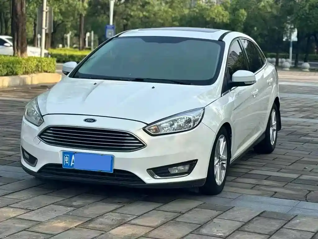 Focus 2017 Sedan EcoBoost 180 Automatic Elite купить на сайте DeffCars