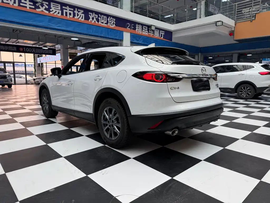 Mazda CX-4 2021 2.0L automatic two-wheel drive Blue Sky Exploration Edition купить на сайте DeffCars