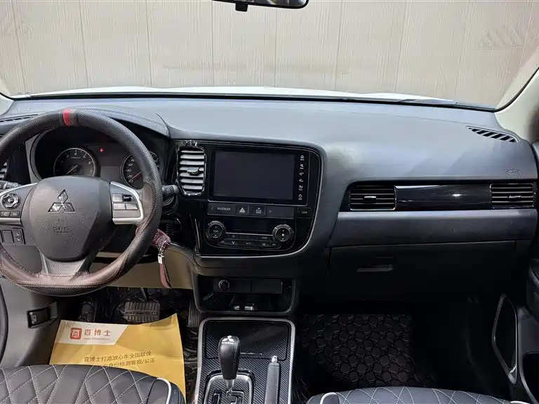 Outlander 2021 2.0L 2WD Smooth Edition 5 seats купить на сайте DeffCars