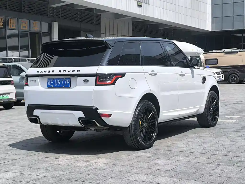 Range Rover Sport 2020 3.0 L6 SE купить на сайте DeffCars