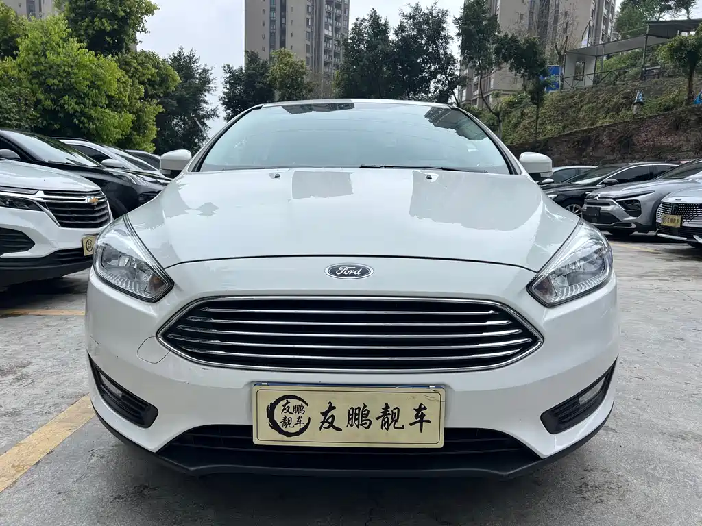 Focus 2018 sedan classic 1.6L automatic stylish smart mobility version купить на сайте DeffCars