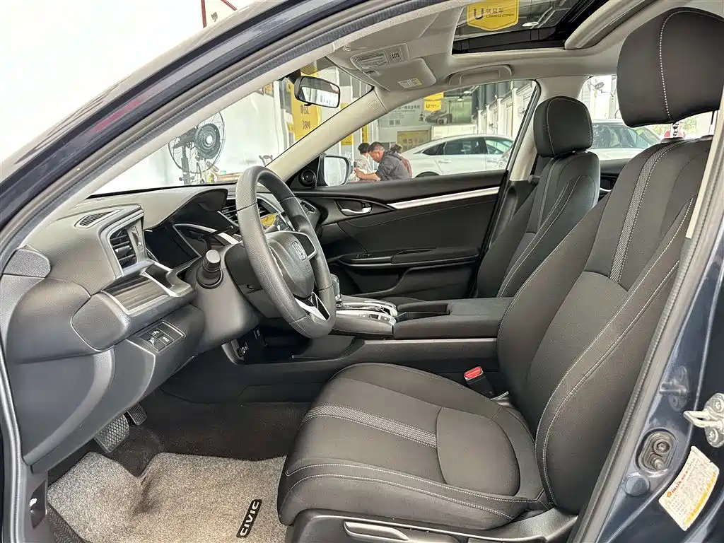 Civic 2019 220TURBO CVT Dynamic Edition National VI купить на сайте DeffCars