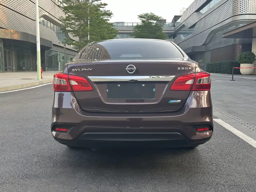 Sylphy 2016 1.6XL CVT Deluxe Edition купить на сайте DeffCars