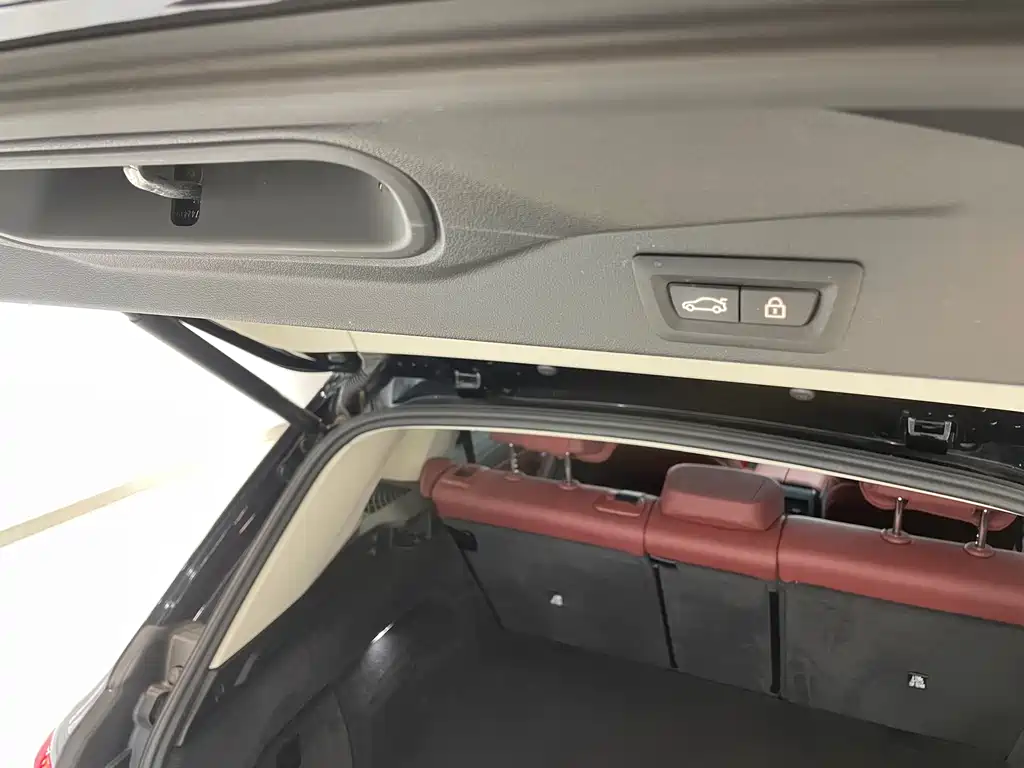 BMW X5 2022 xDrive 30Li Exclusive M Sports Package купить на сайте DeffCars