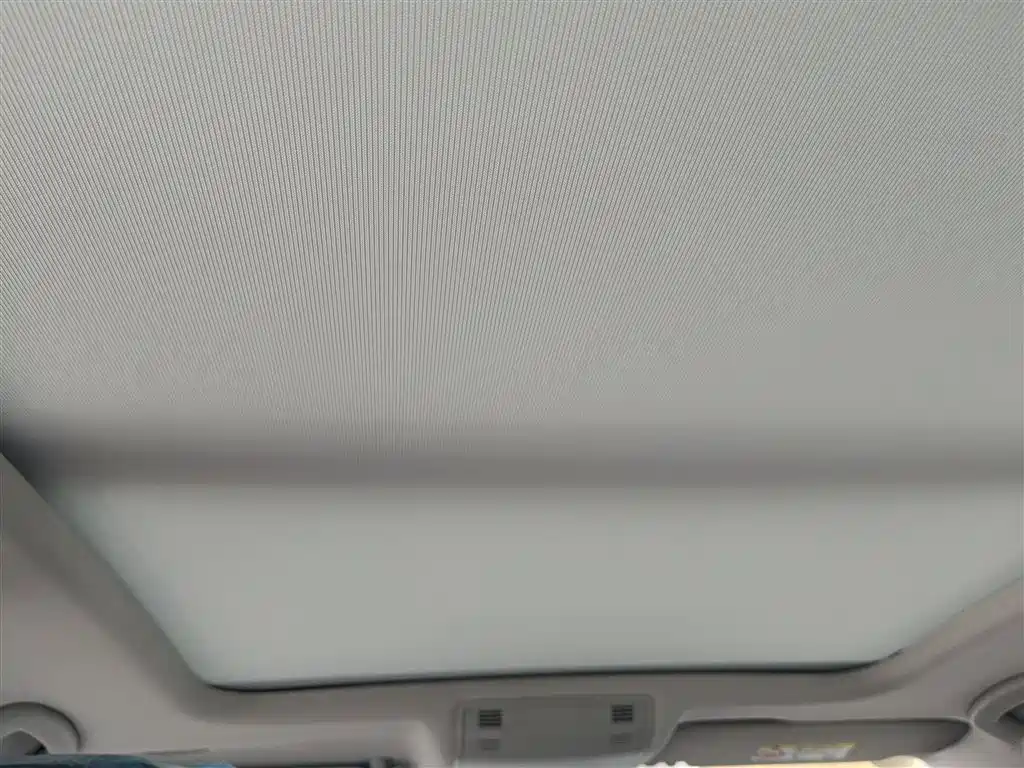 Sagitar 2025 facelift 200TSI DSG flyover version купить на сайте DeffCars