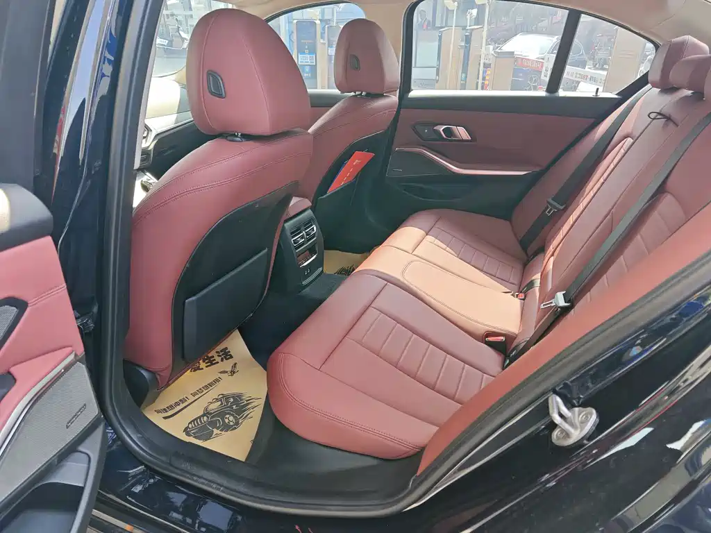 BMW 3 Series 2021 325i M Sports Night Package купить на сайте DeffCars